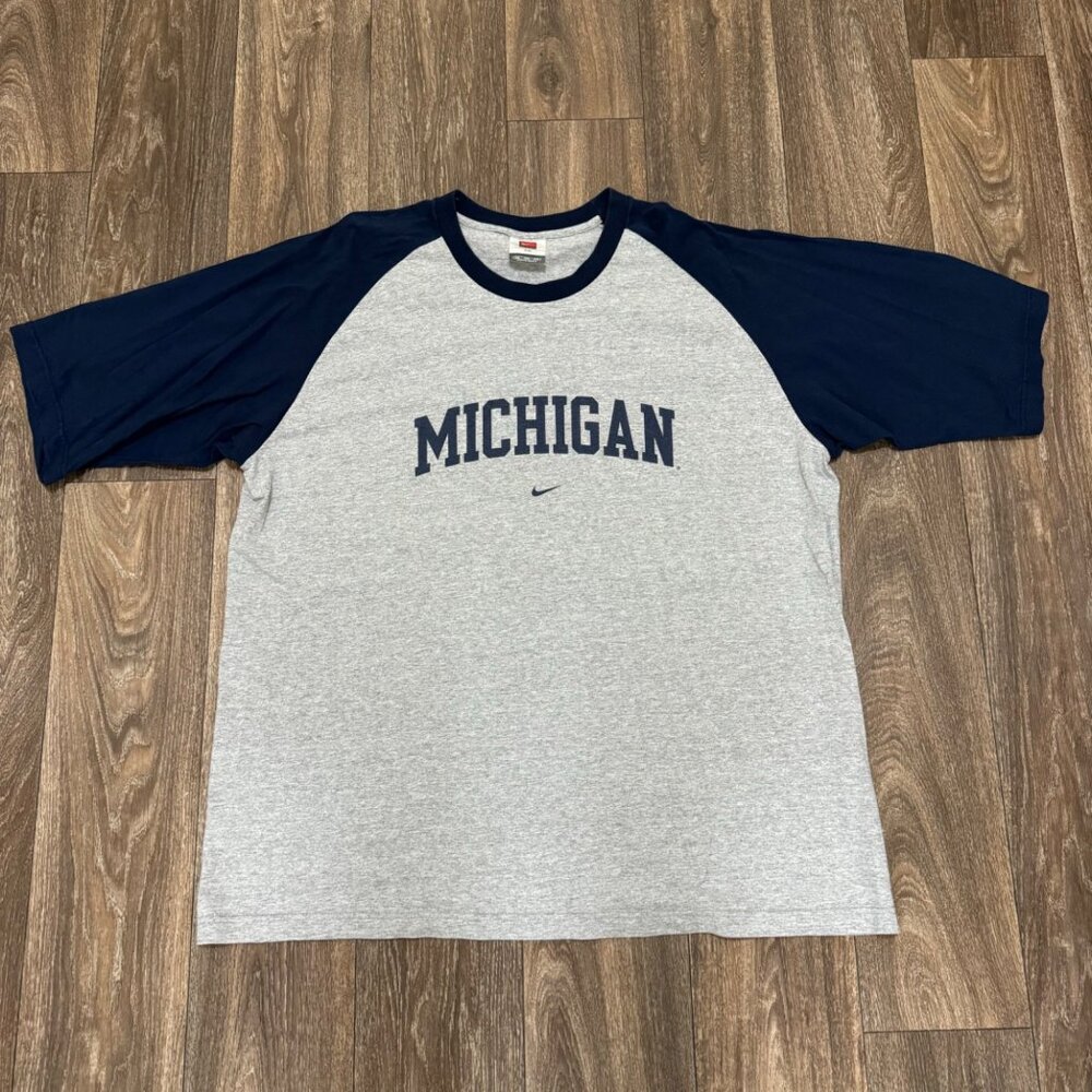 VTG Michigan Wolverines Nike Shirt Men's XXL Gray Center Swoosh Y2K 00s